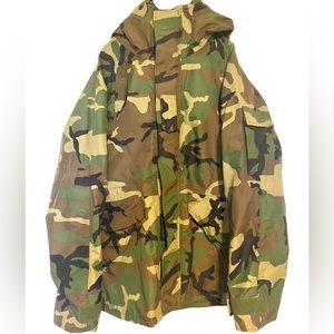 US Army BDU M-65 Cold Weather Camouflage Parka Medium Regular Jacket NWOT